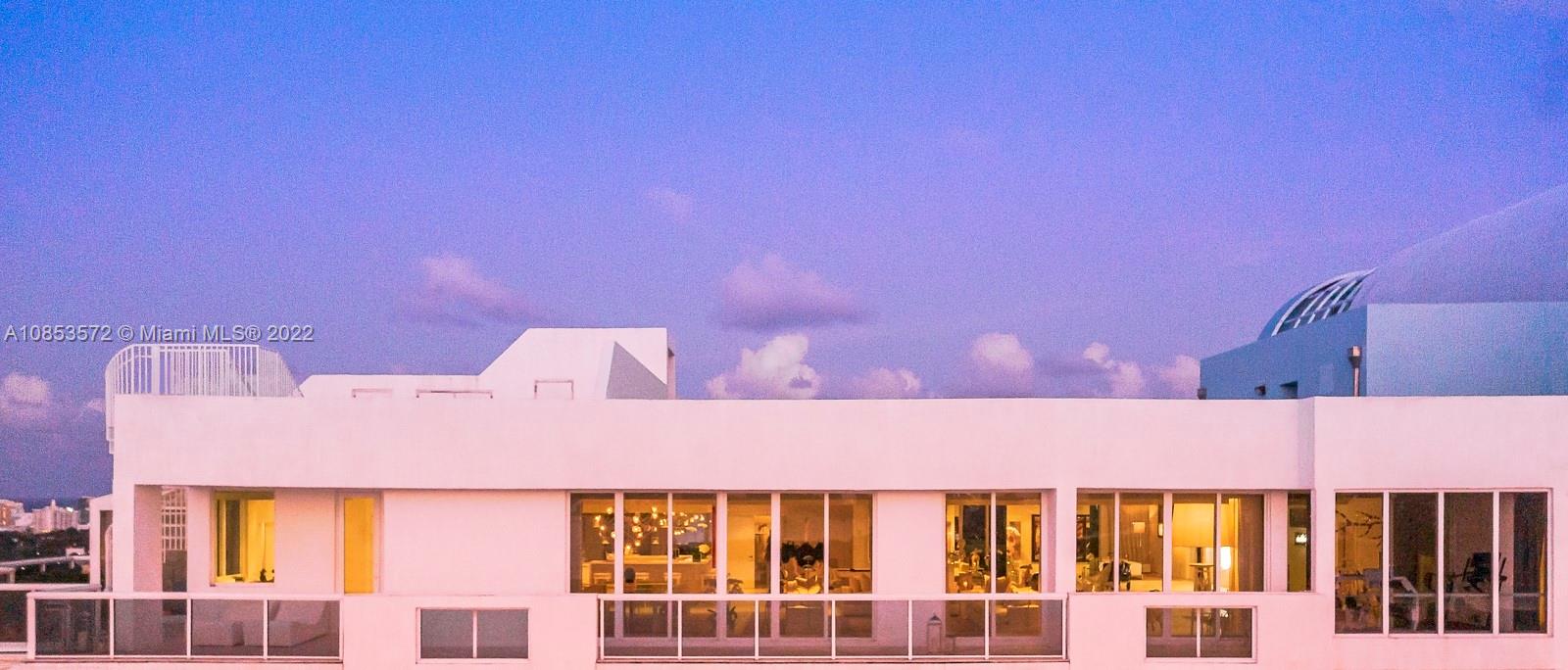 SUNSET HARBOUR SOUTH COND - Residential