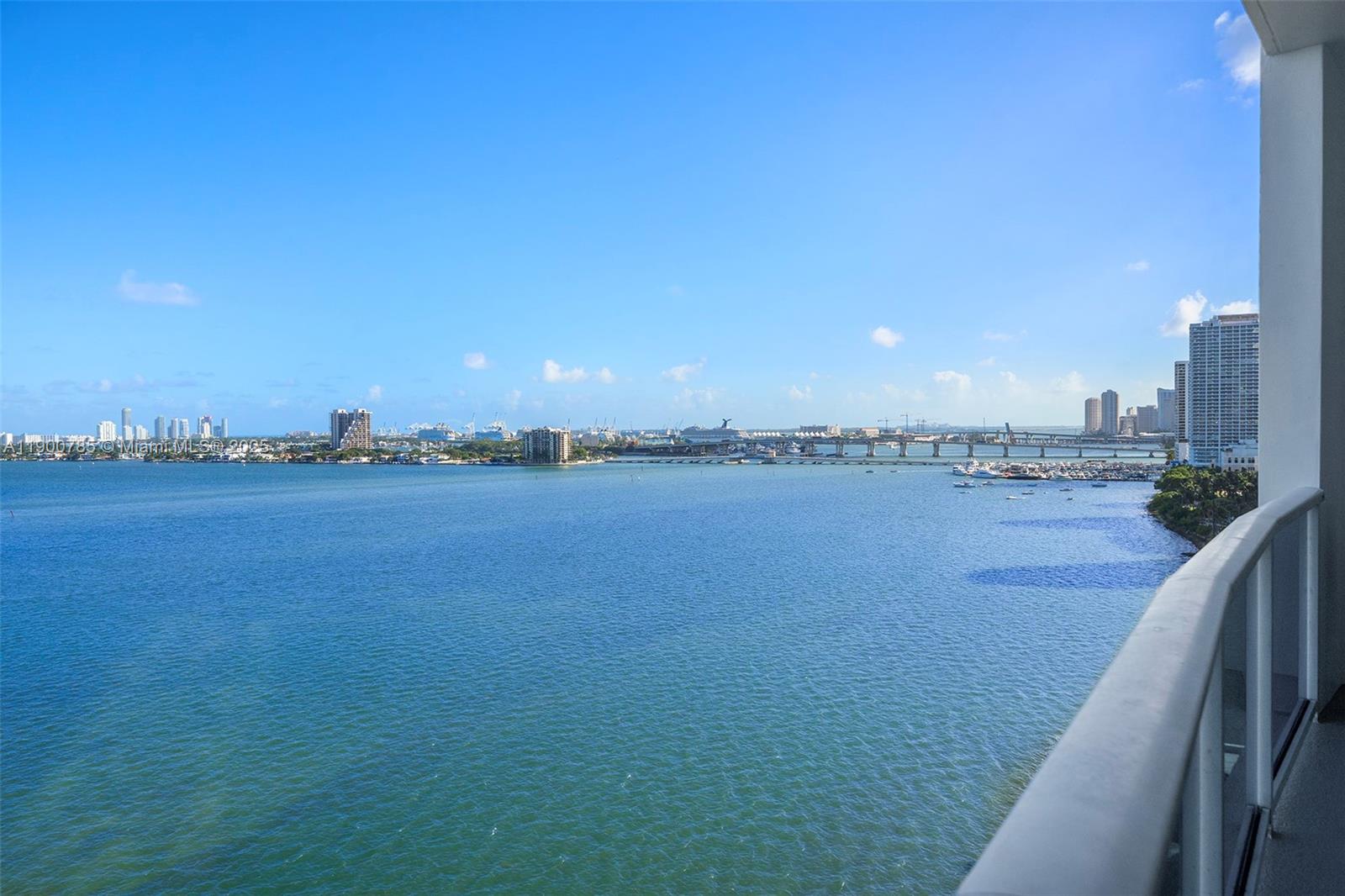 NEW WAVE CONDO - Residential Lease