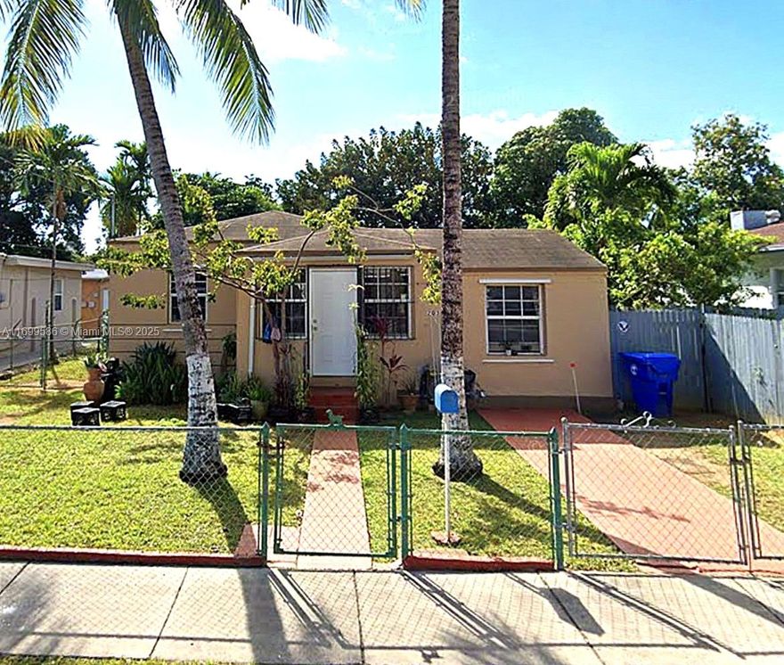 Great investment property or single family home. Currently rented for $3,950 per month. Property is fenced, has a private backyard and located in Allapattah submarket. Close to U Miami Health District, downtown Miami.