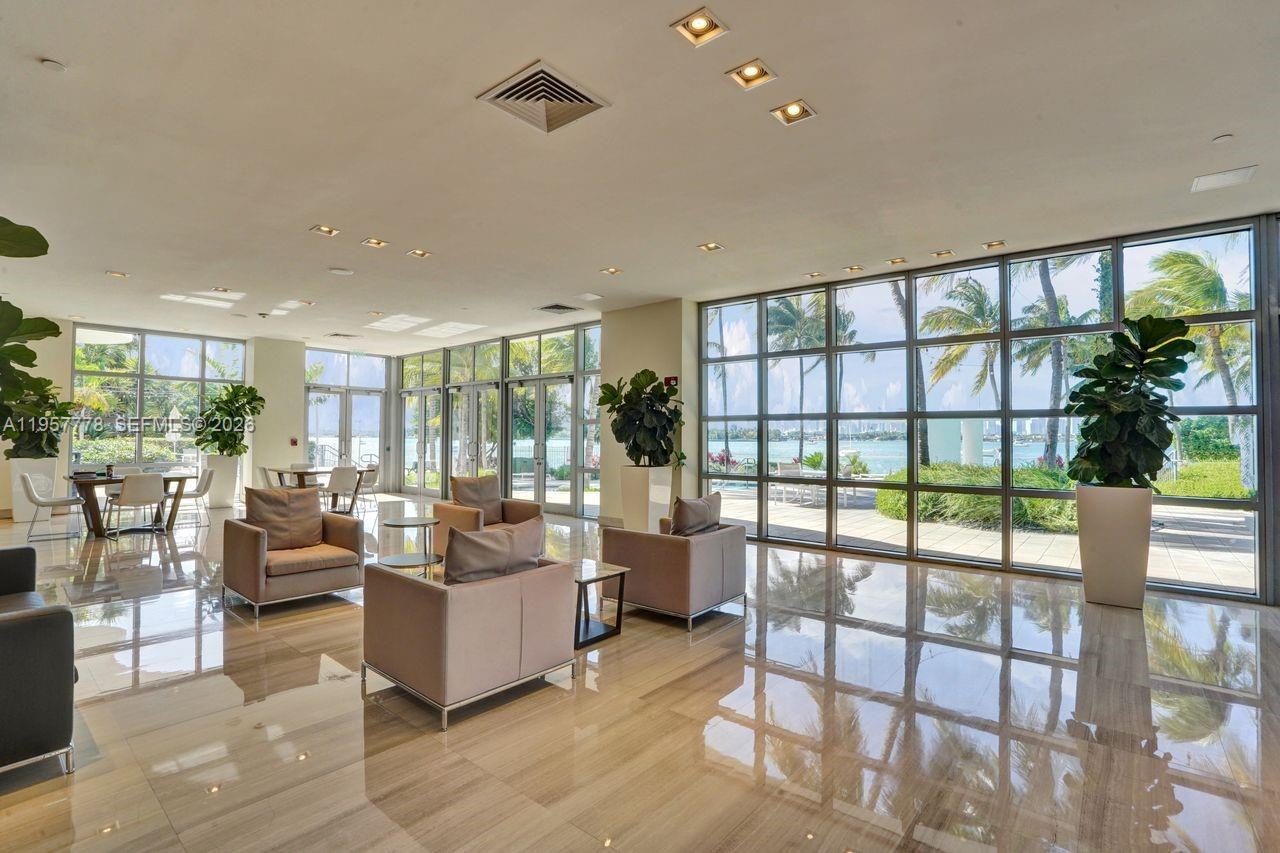 THE WAVERLY AT SOUTH BEAC - Residential