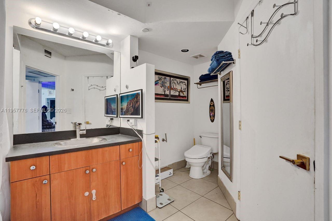 THE WAVERLY AT SOUTH BEAC - Residential