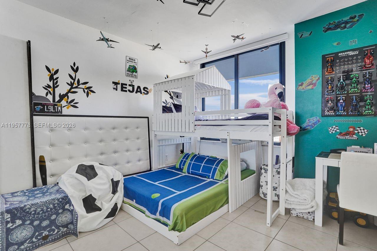 THE WAVERLY AT SOUTH BEAC - Residential