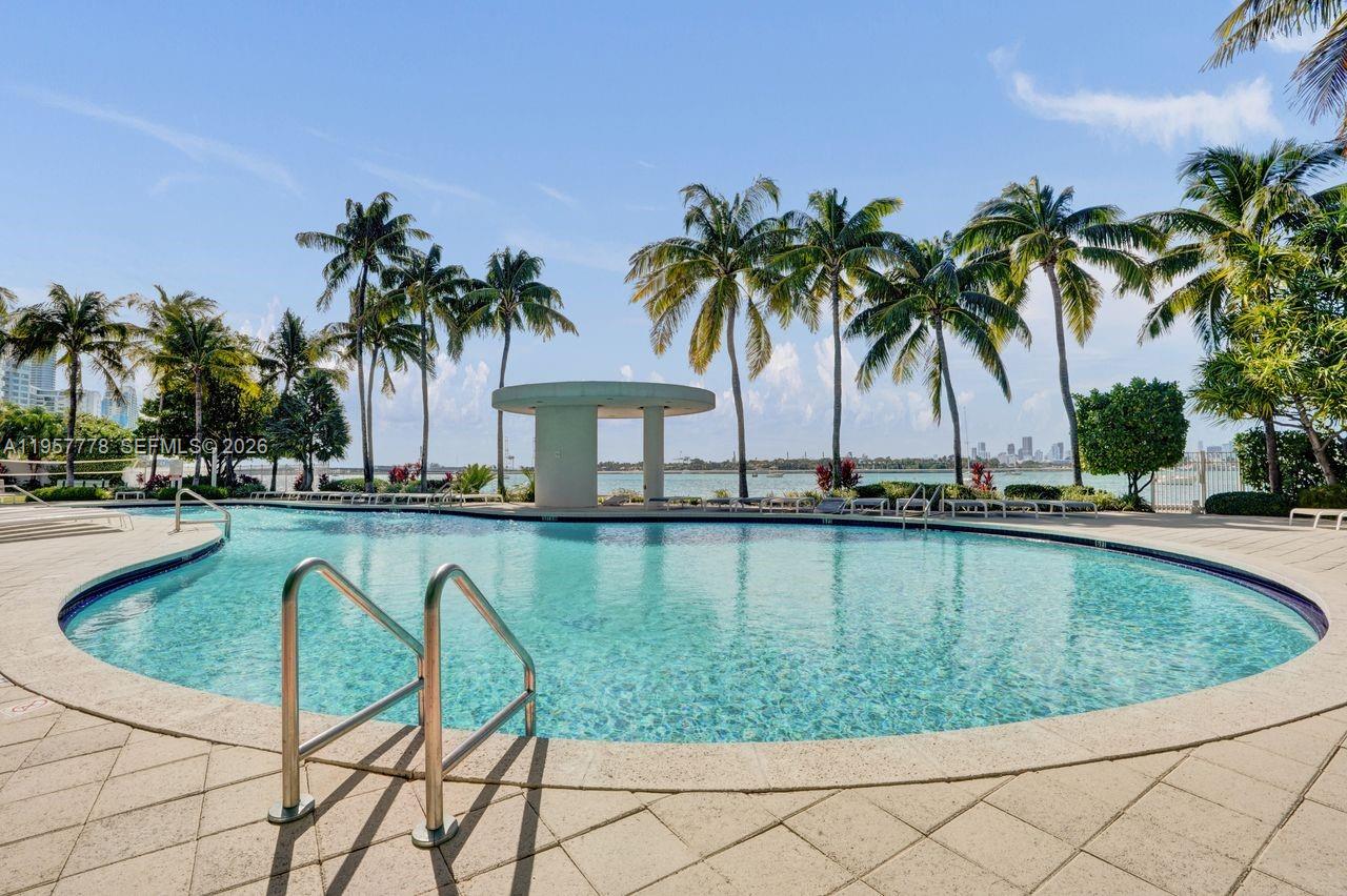 THE WAVERLY AT SOUTH BEAC - Residential