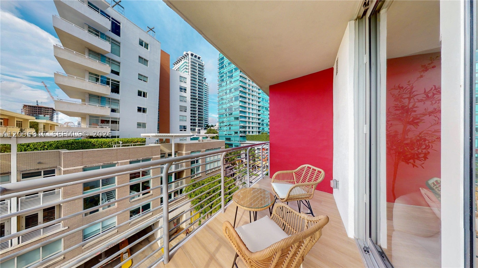 90 NE 32nd Street 614