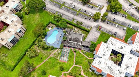 A home in Lauderdale Lakes