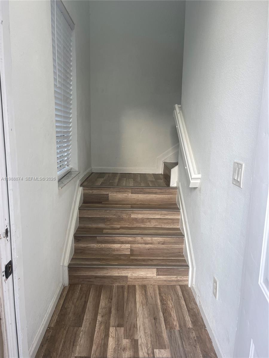 1955 Marsh Harbor Dr 1955