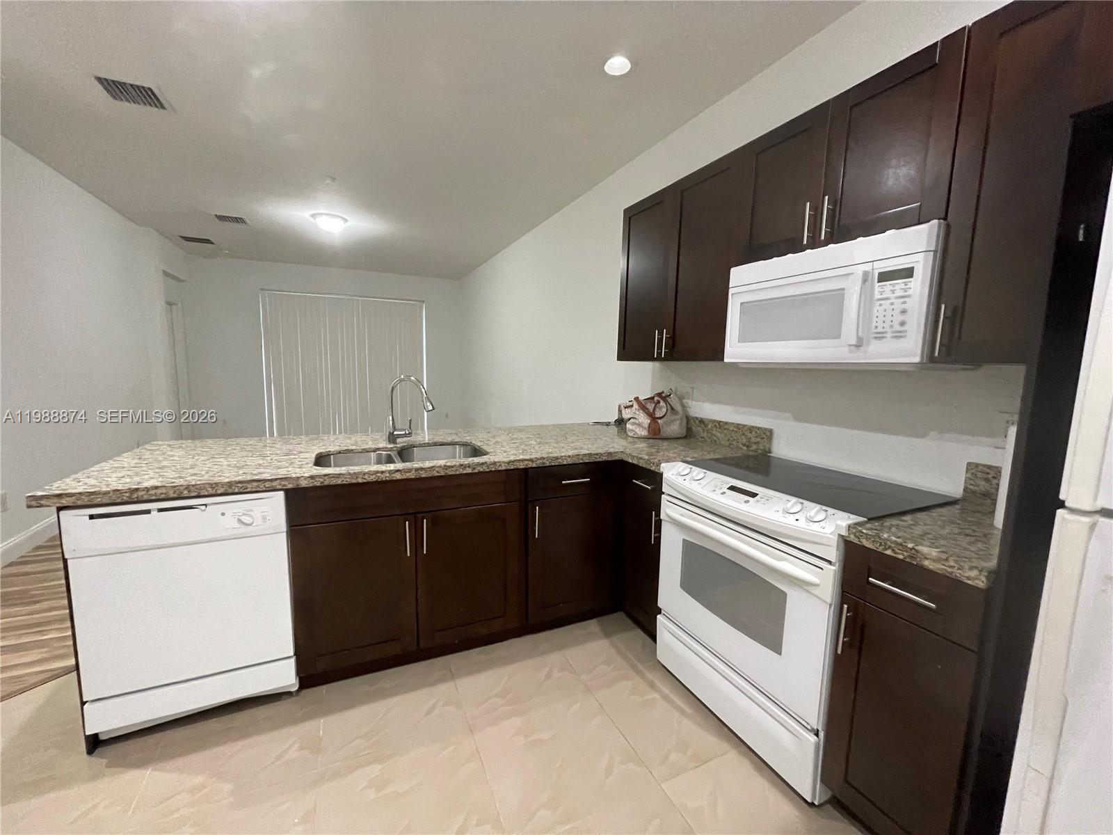 MARSH HARBOUR 3 CONDO - Residential Lease