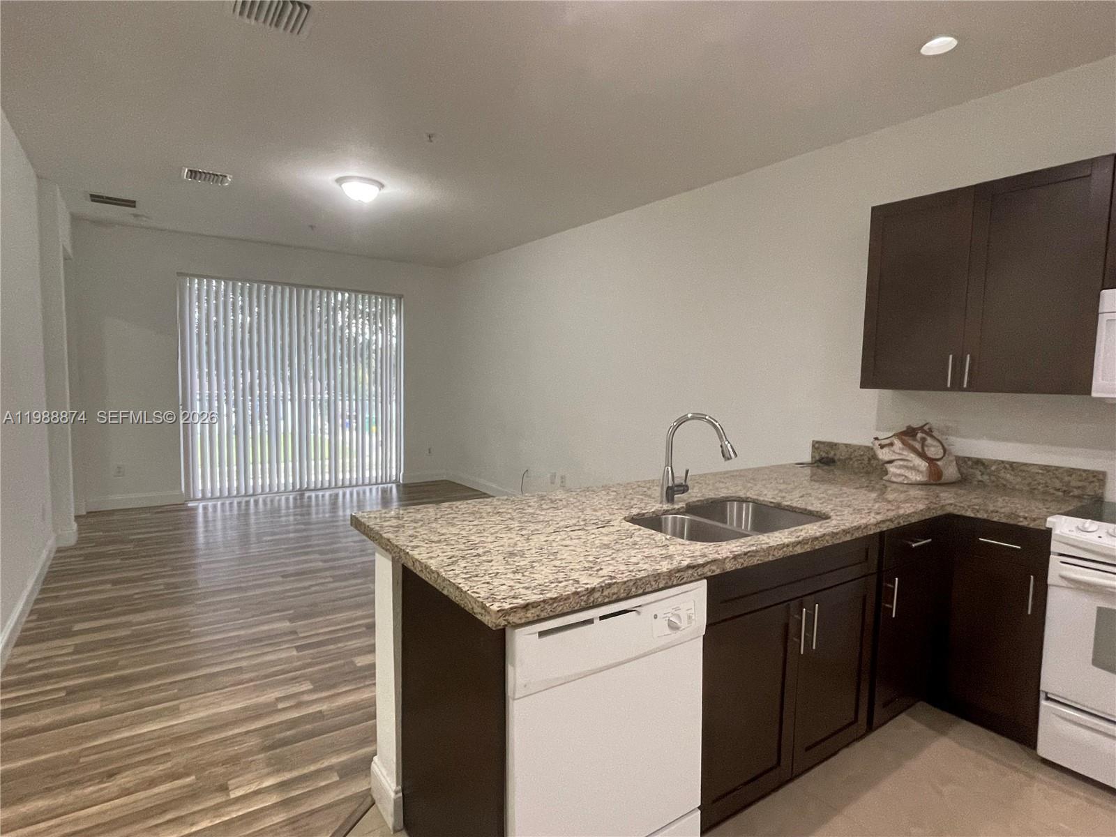 MARSH HARBOUR 3 CONDO - Residential Lease