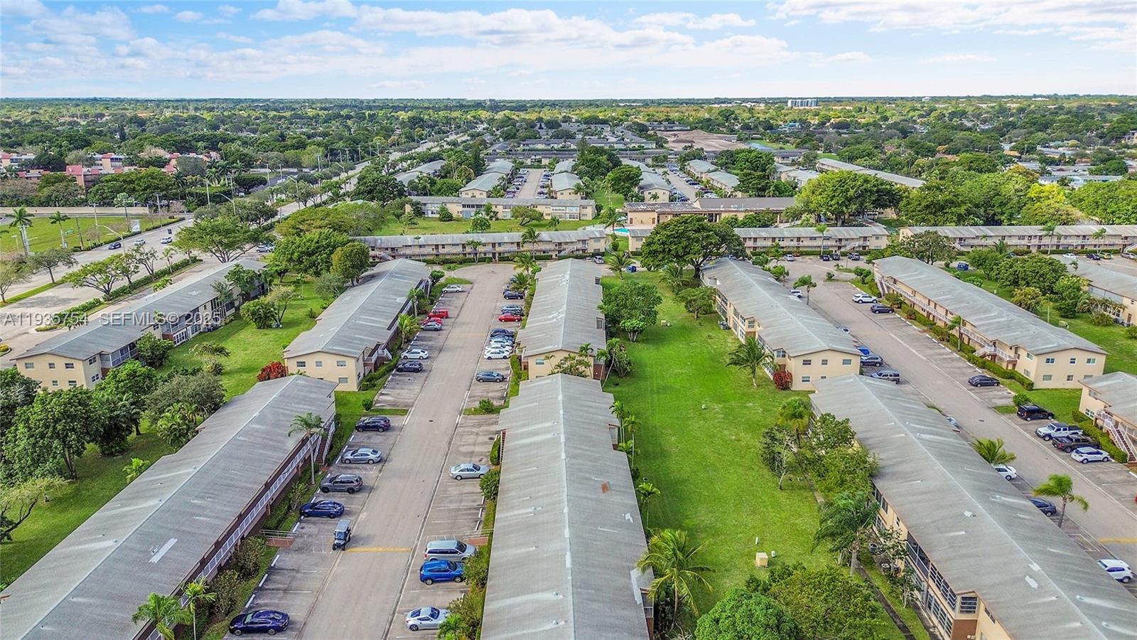 ORIOLE GARDENS 6 CONDO - Residential