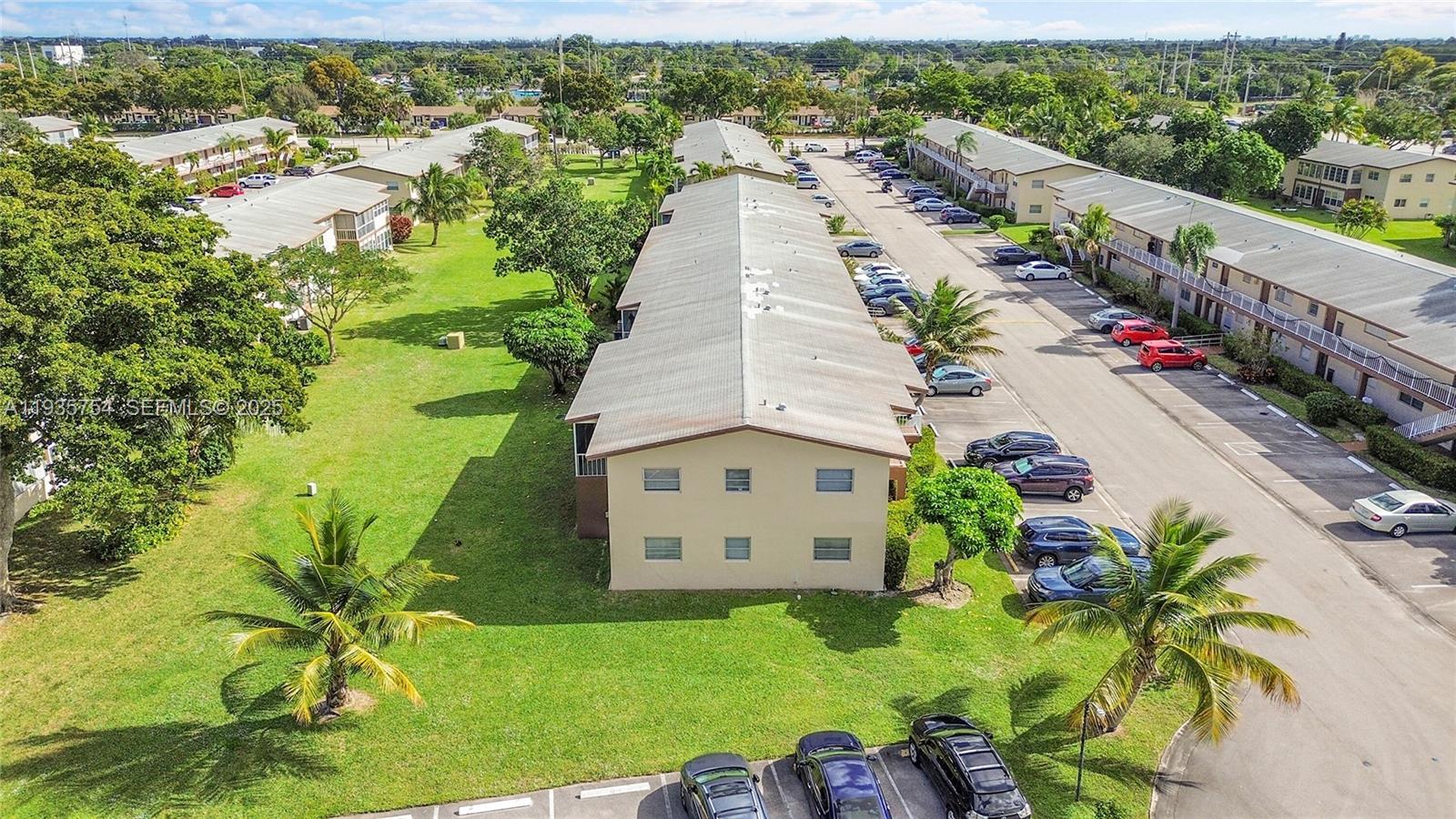 ORIOLE GARDENS 6 CONDO - Residential