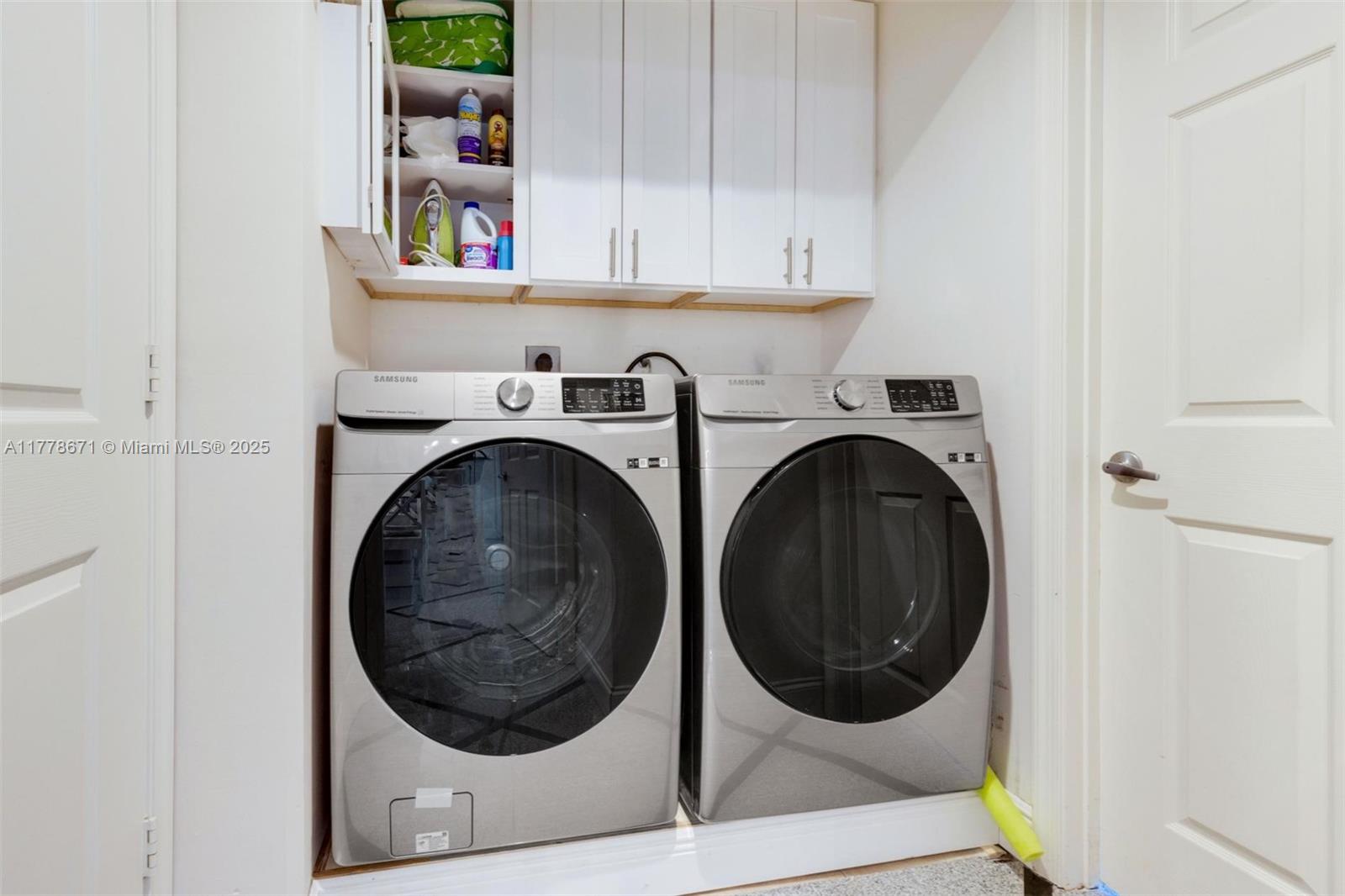 2080 OCEAN DRIVE CONDO - Residential Lease