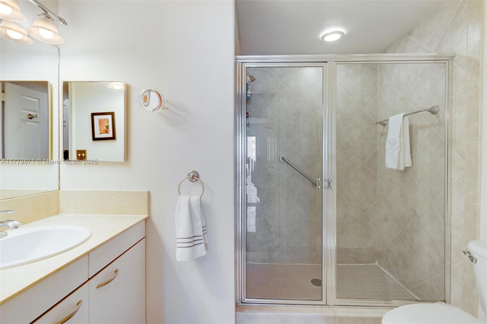 2080 OCEAN DRIVE CONDO - Residential Lease