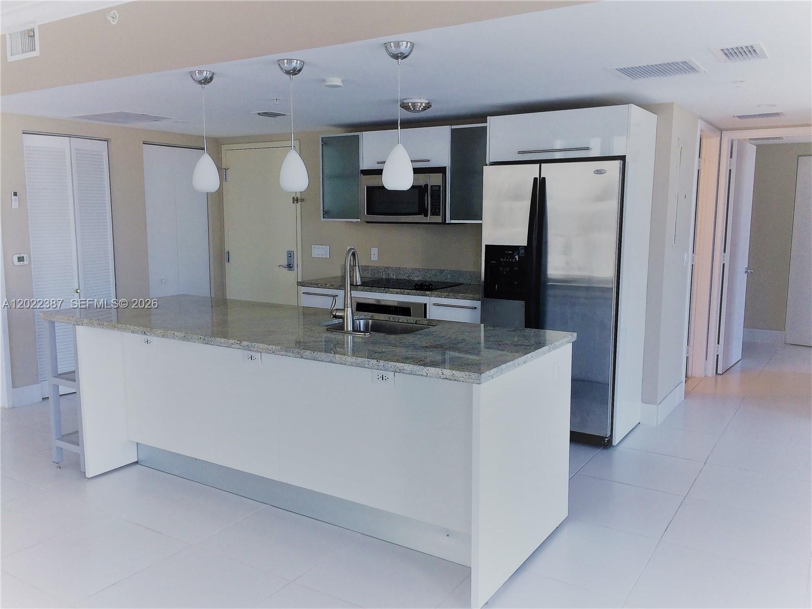 View photos, virtual tours, details... 185 SW 7th St 1611