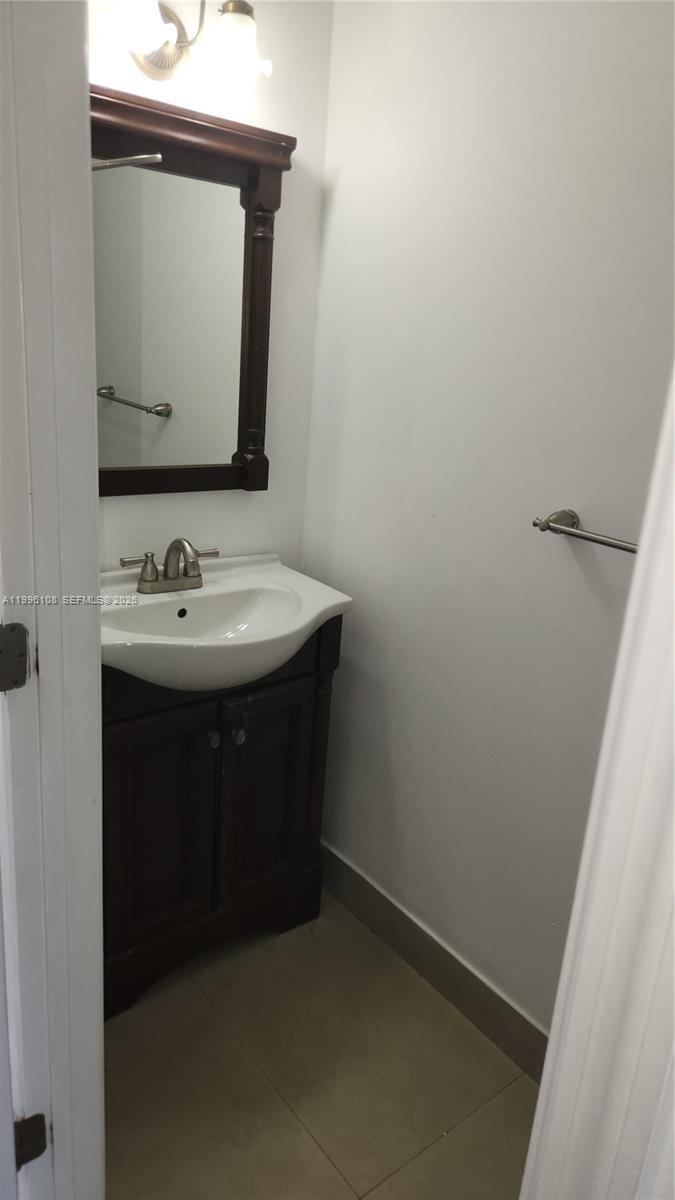 PALMS OF PEMBROKE CONDO - Residential