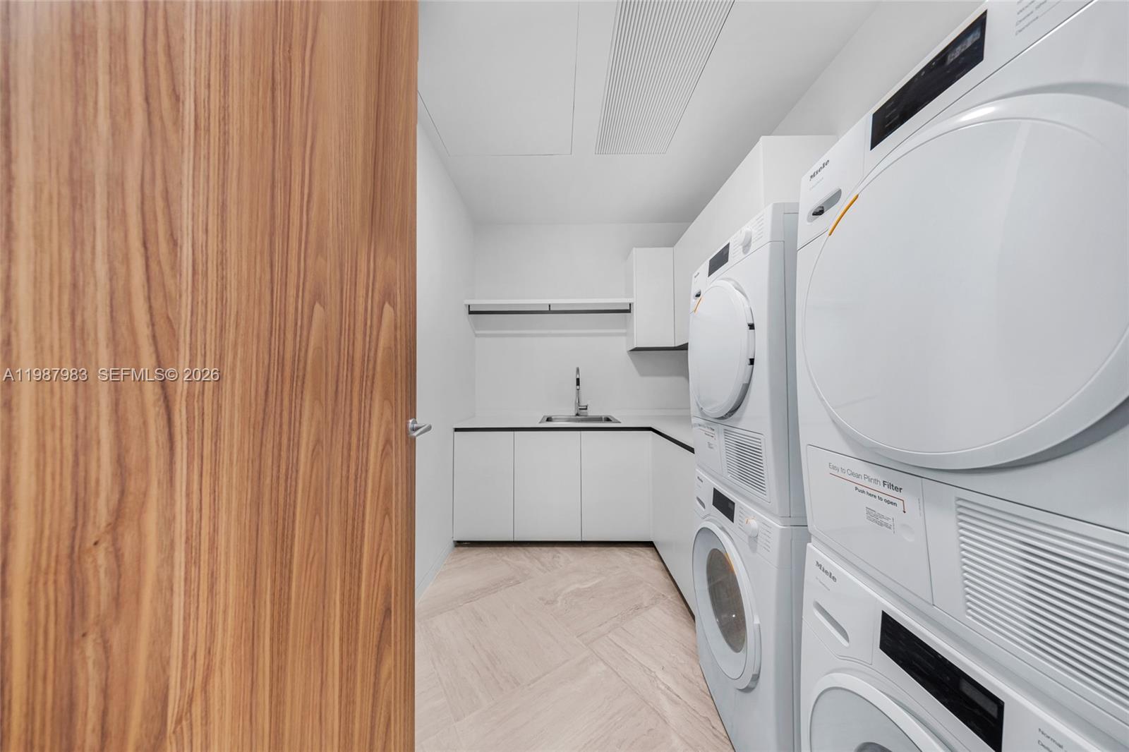 Vita at Grove Isle - Residential