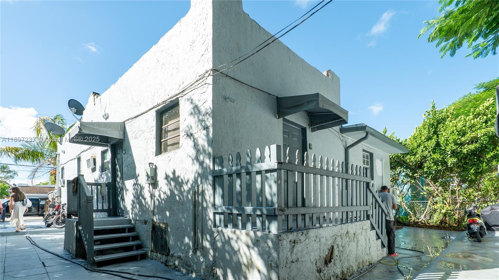SANTA CLARA SUB - Residential Income