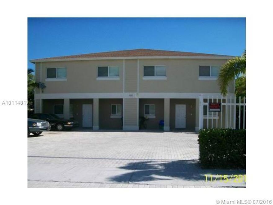 SECTION 8 ONLY, PETS FRIENDLY, Single Family-Townhouse Excellent location, close to Ft Lauderdale Airport, minutes from the beach. 3 beds 3 baths, Granite counter top, Tile throughout, Washer & Dryer inside, Private fenced Back Yard. CALL NOW!