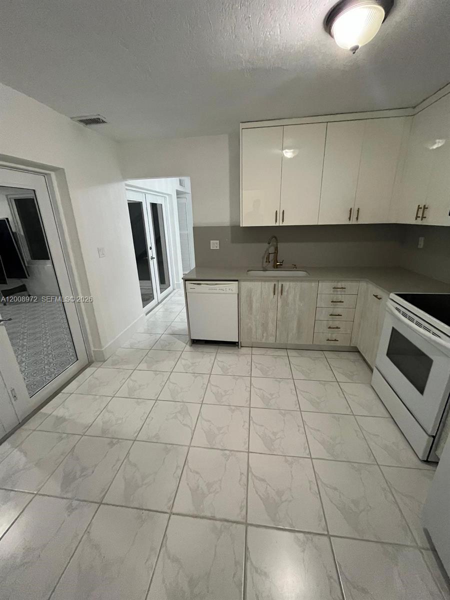 EAST WIND LAKE VILLAGE - Residential