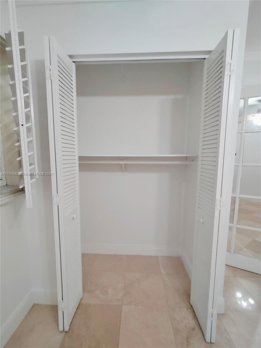 Miami Beach, Florida 33139, United States, 2 Bedrooms Bedrooms, ,2 BathroomsBathrooms,Residential,Active,28719