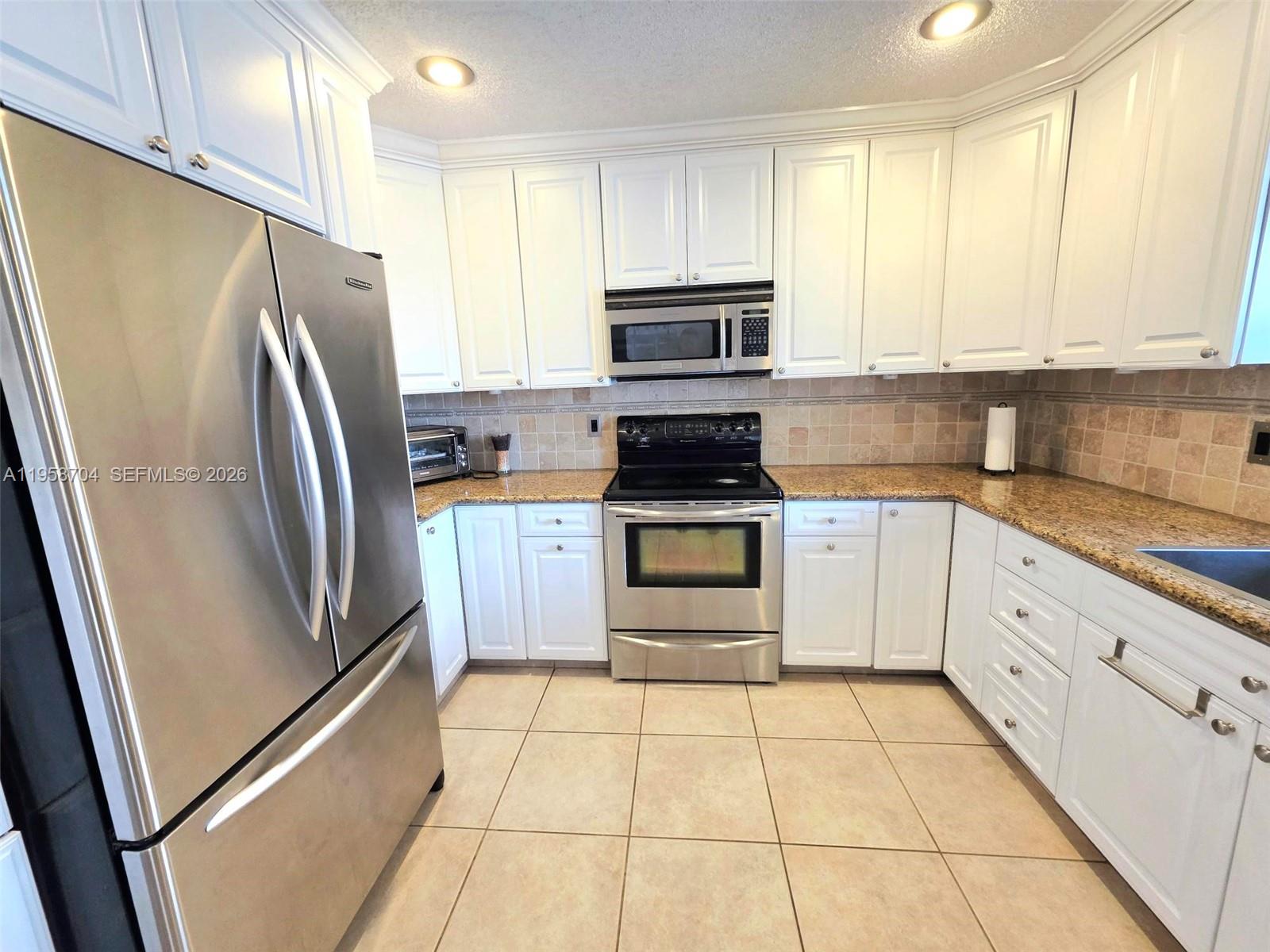 PALM-AIRE VILLAGE 2ND SEC - Residential