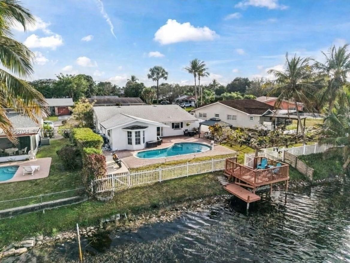 PALM-AIRE VILLAGE 2ND SEC - Residential