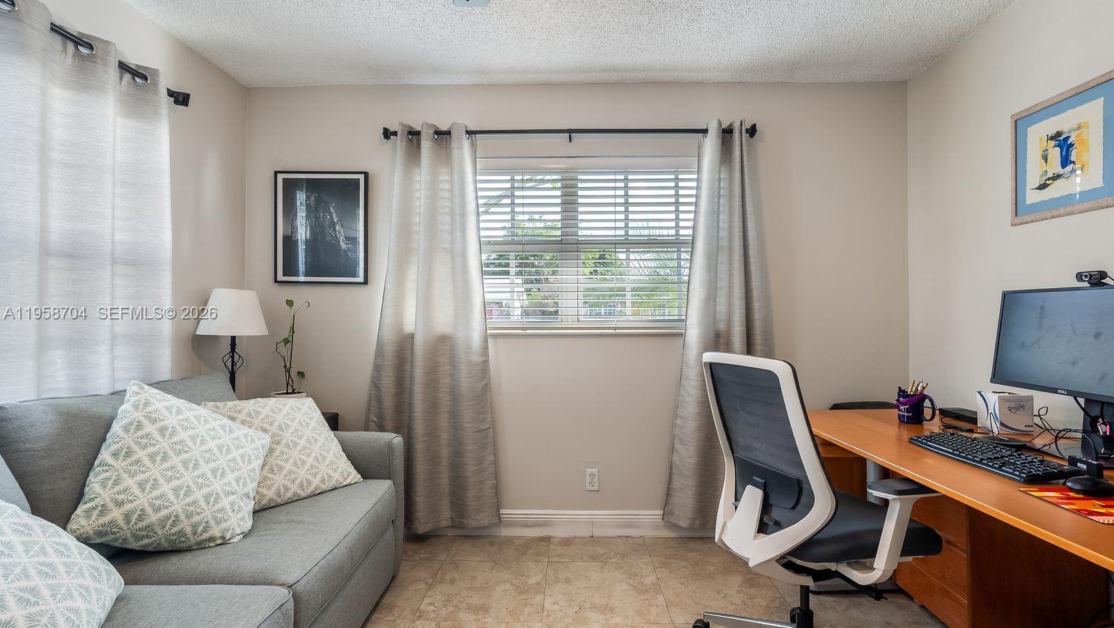 PALM-AIRE VILLAGE 2ND SEC - Residential