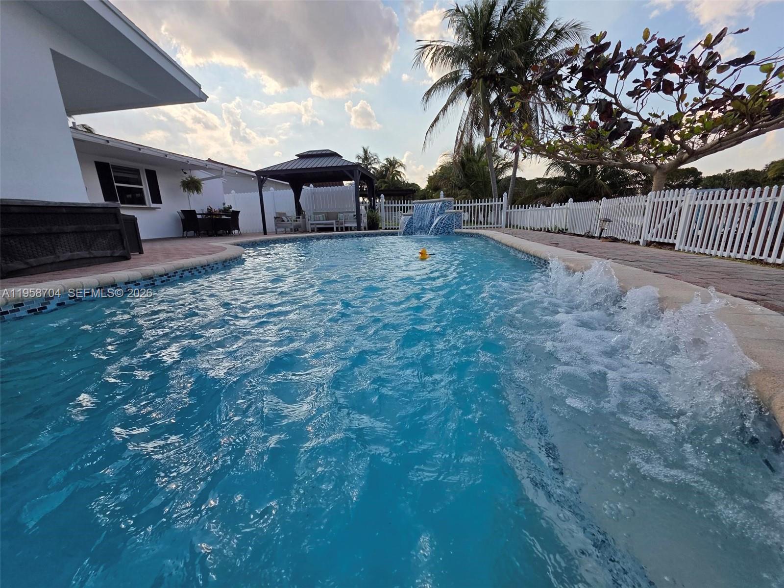 PALM-AIRE VILLAGE 2ND SEC - Residential