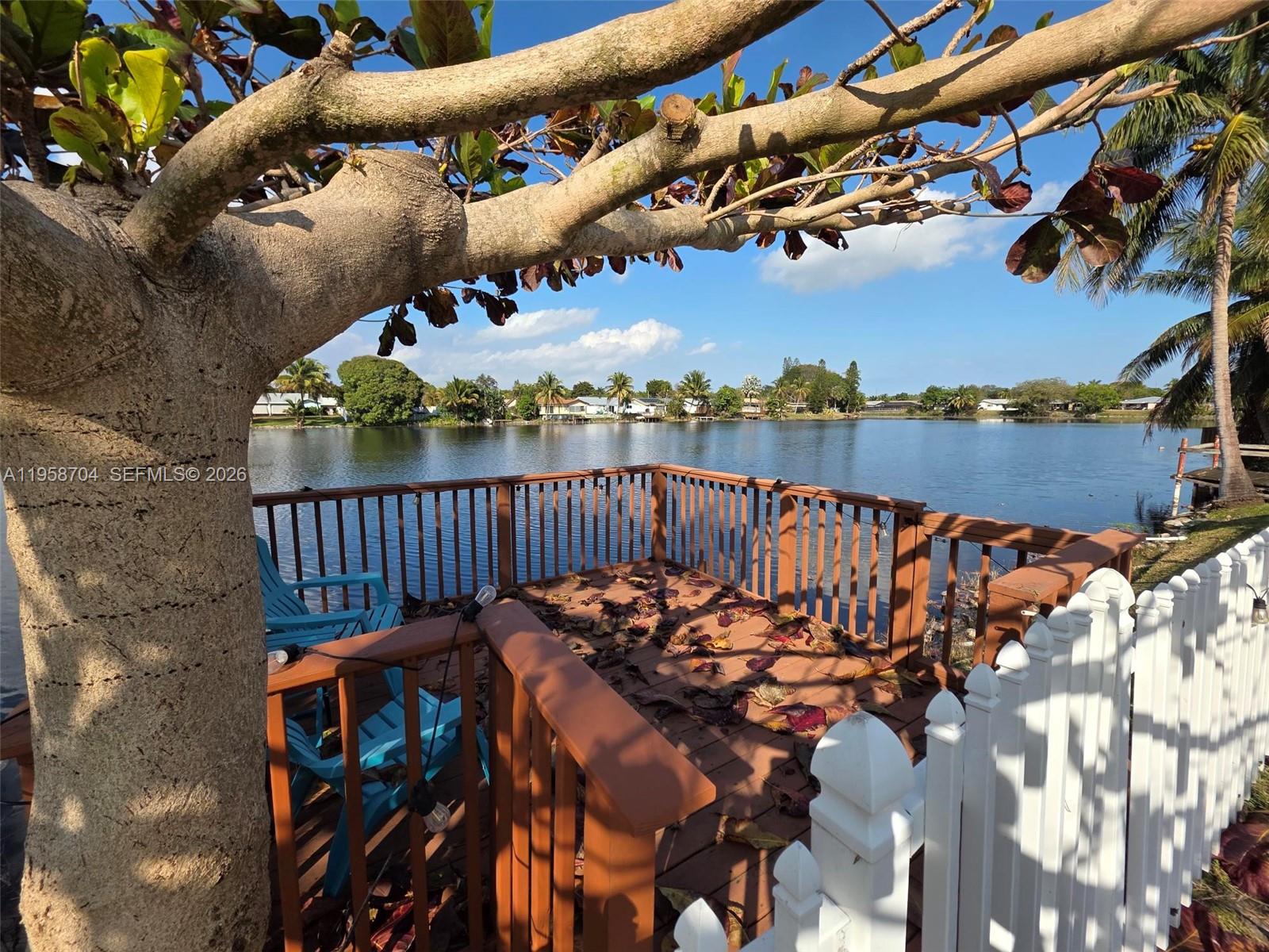 PALM-AIRE VILLAGE 2ND SEC - Residential