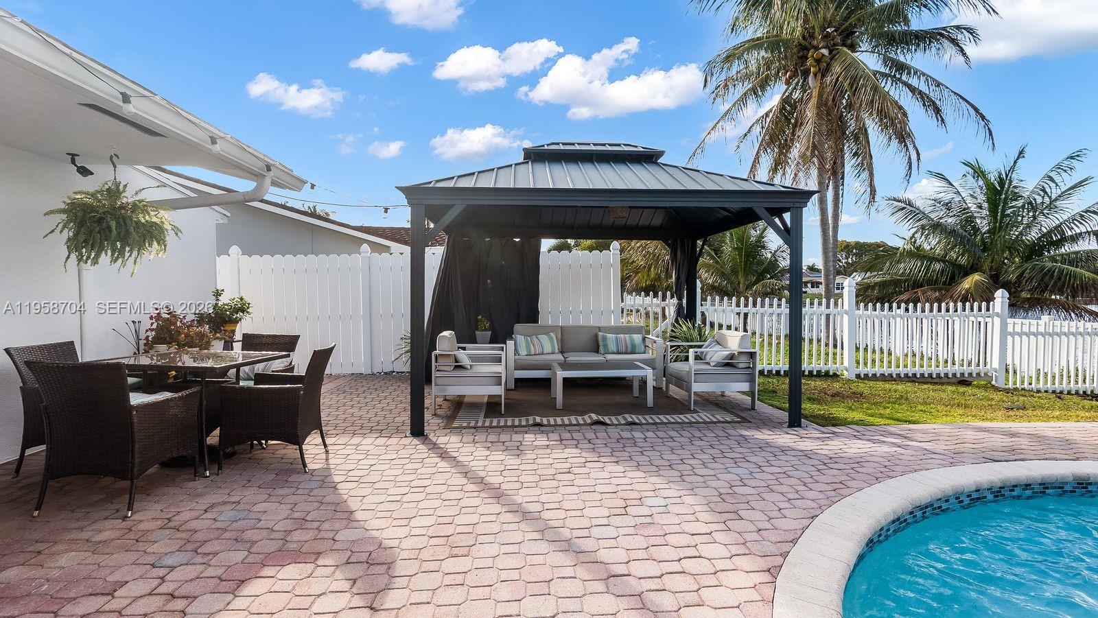 PALM-AIRE VILLAGE 2ND SEC - Residential