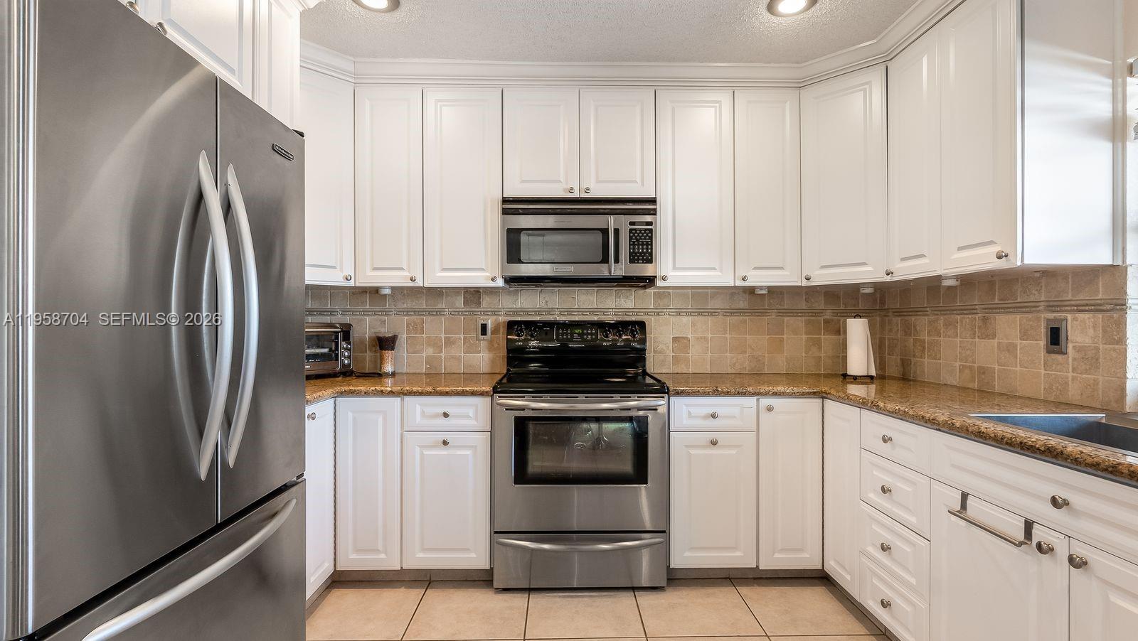 PALM-AIRE VILLAGE 2ND SEC - Residential