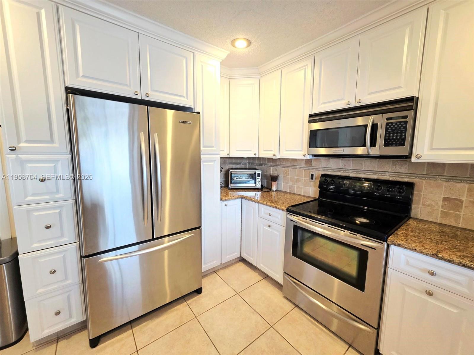 PALM-AIRE VILLAGE 2ND SEC - Residential