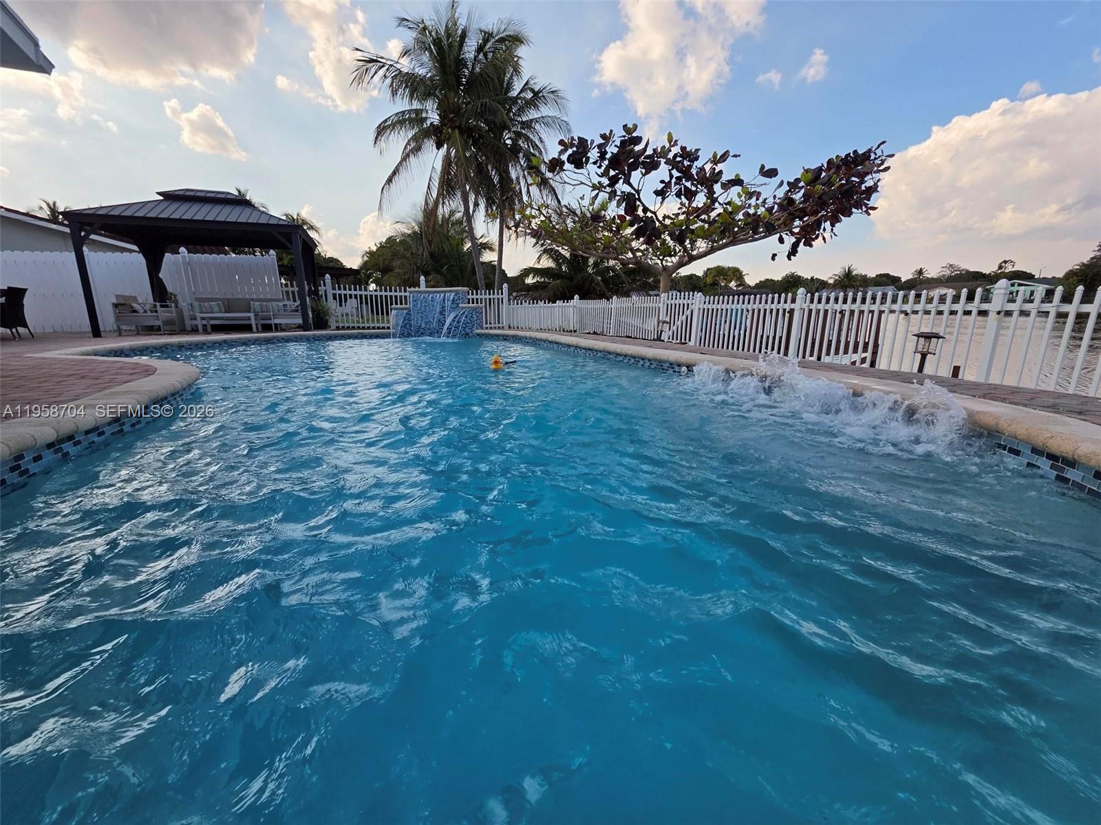 PALM-AIRE VILLAGE 2ND SEC - Residential