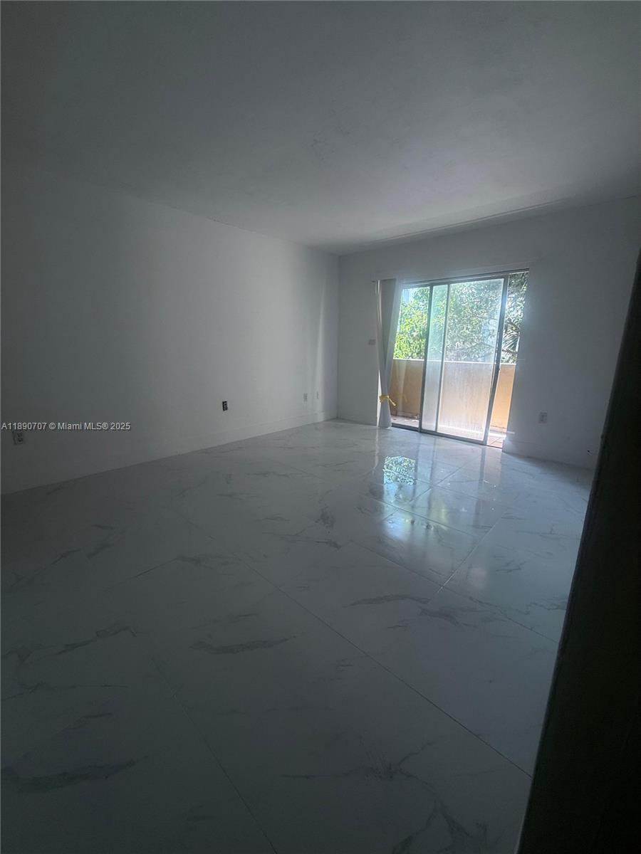 4265 NW South Tamiami Canal Dr 1-211