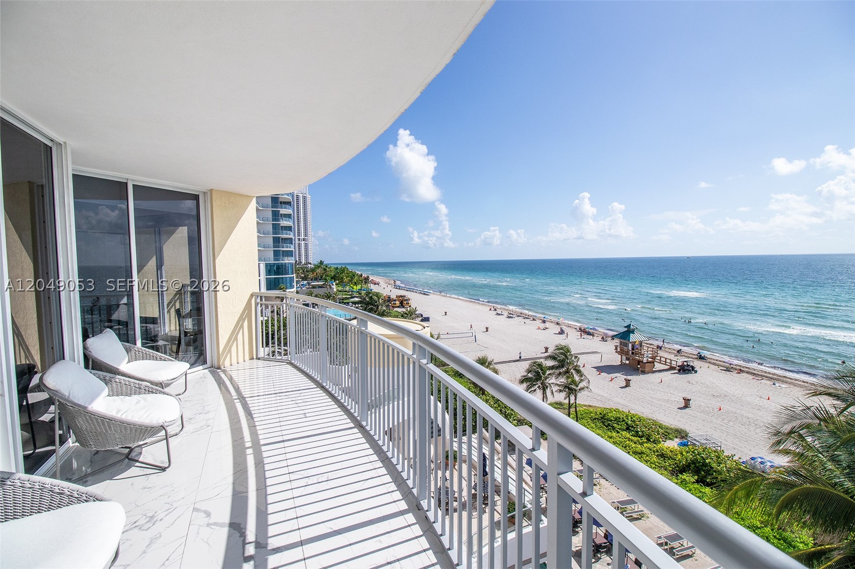 17375 Collins Ave 701
