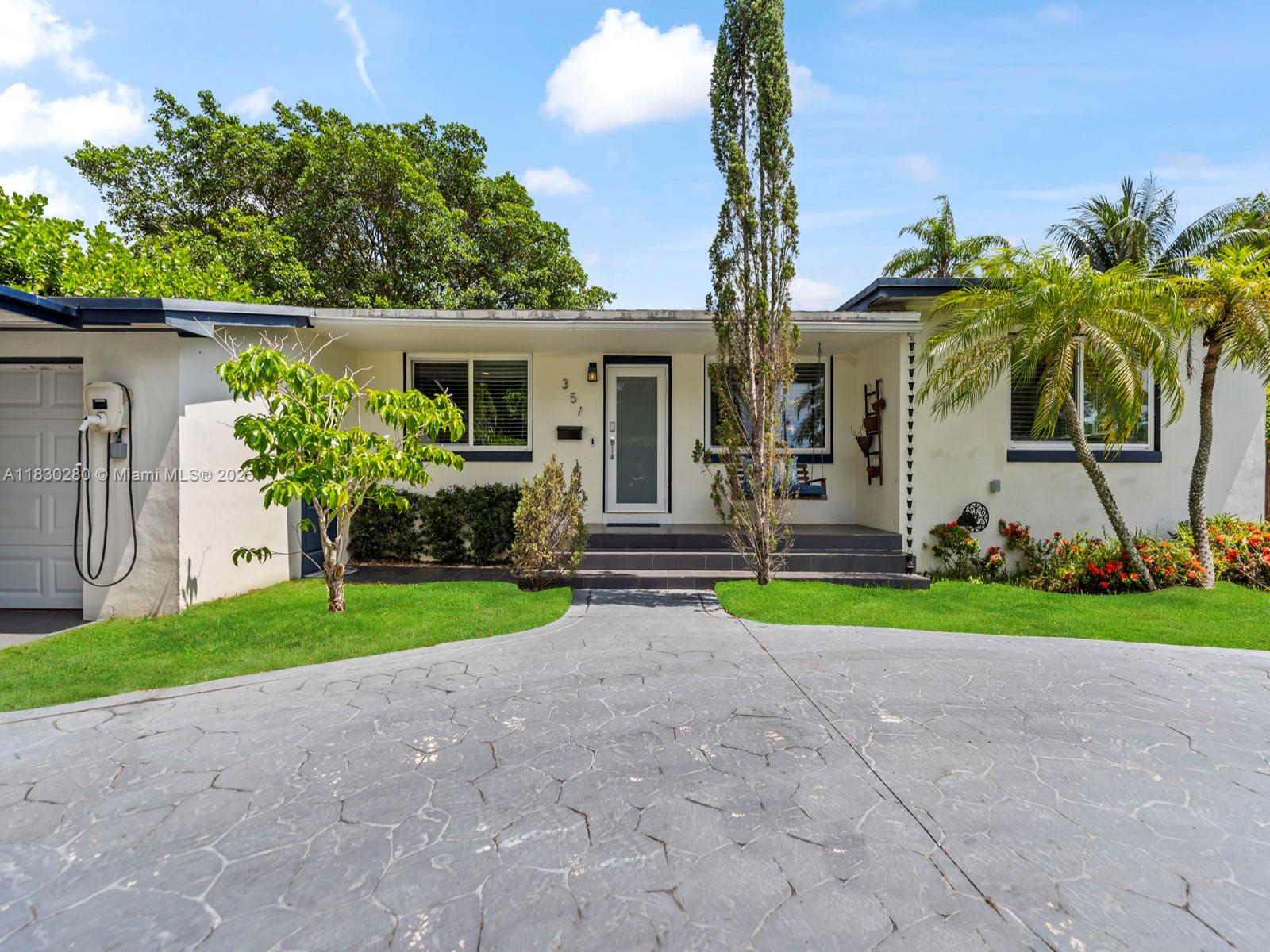 351 NE 117th St, Miami, FL, 33161/$860,000 1 351 NE 117th St