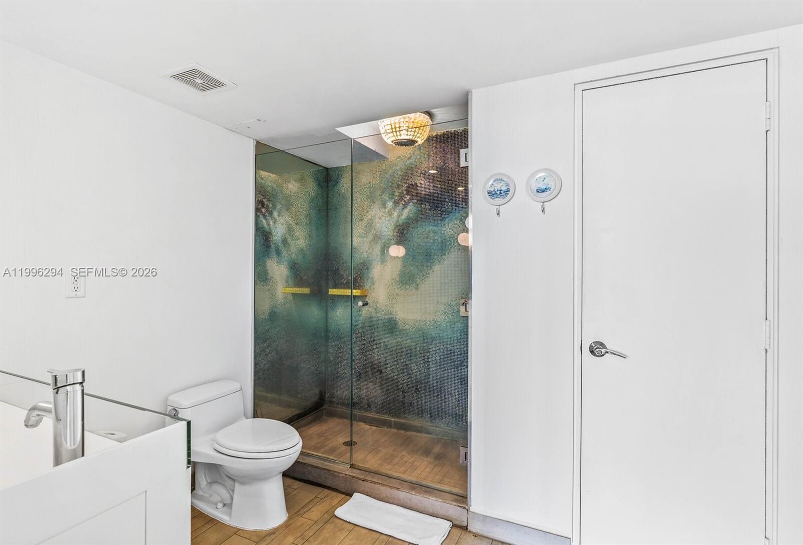 1100 West Ave 410
