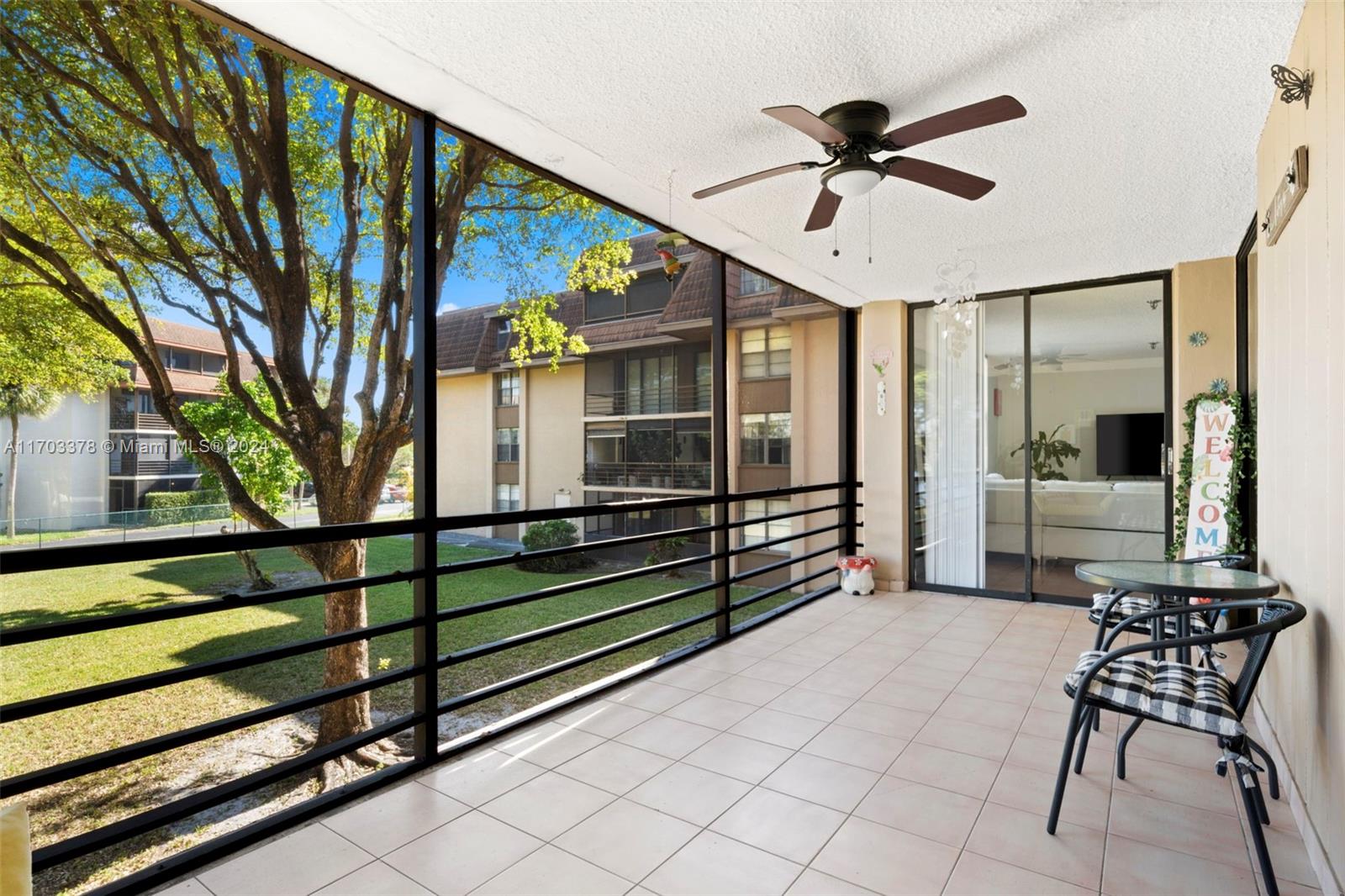COCO WOOD CONDO - Residential