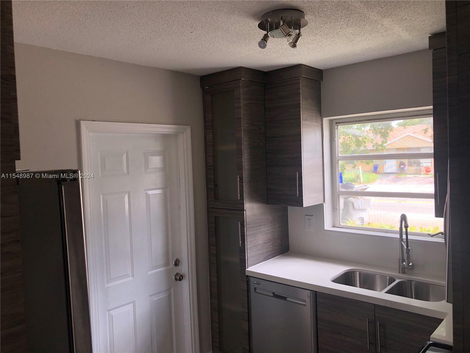 Pinewood Heights - Residential Lease