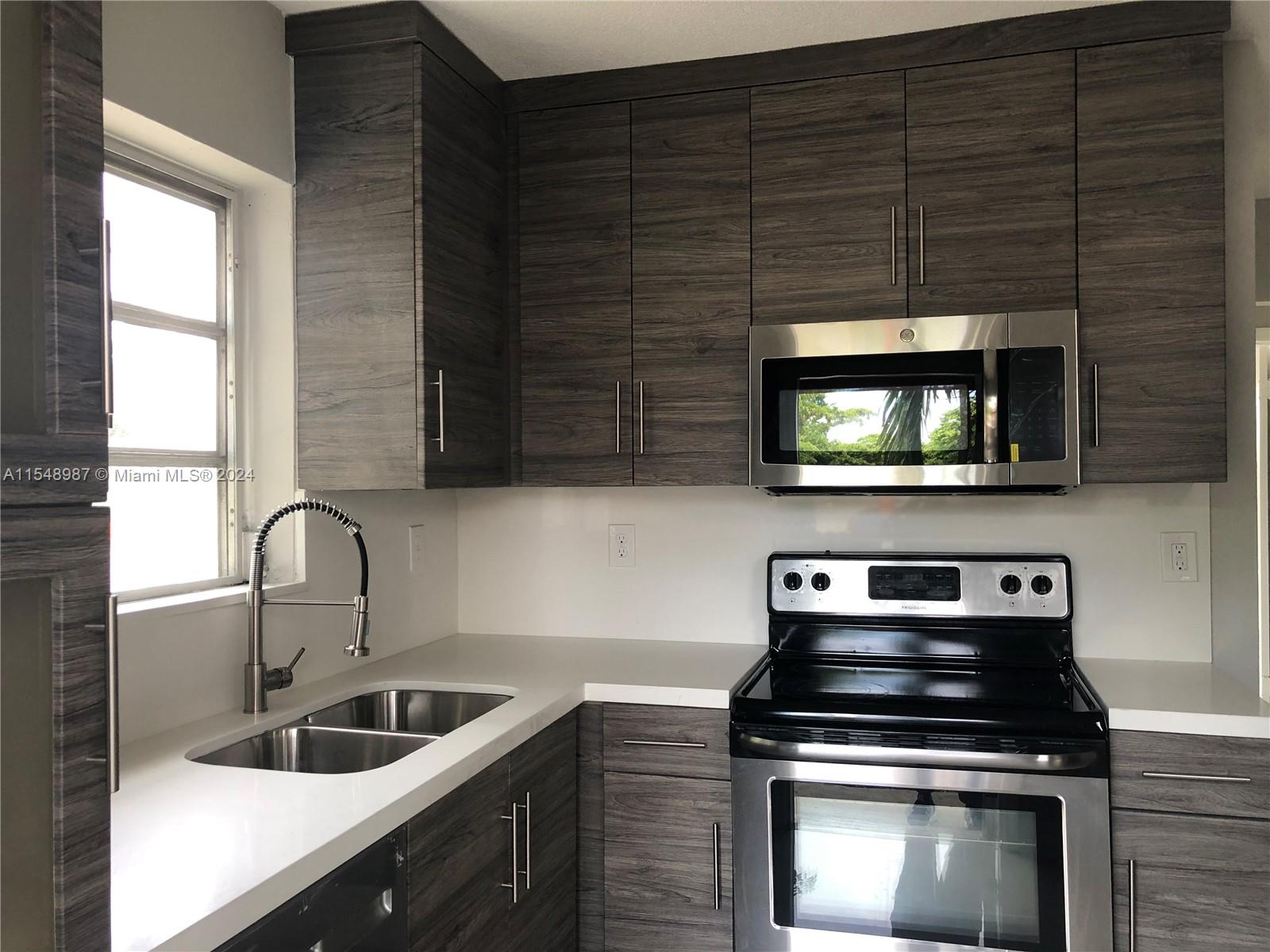 Pinewood Heights - Residential Lease