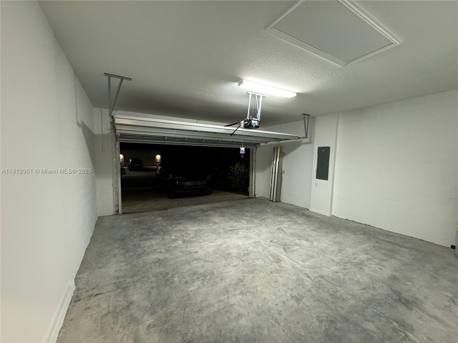 HAMMOCKS AT WEST PORT - Residential Lease