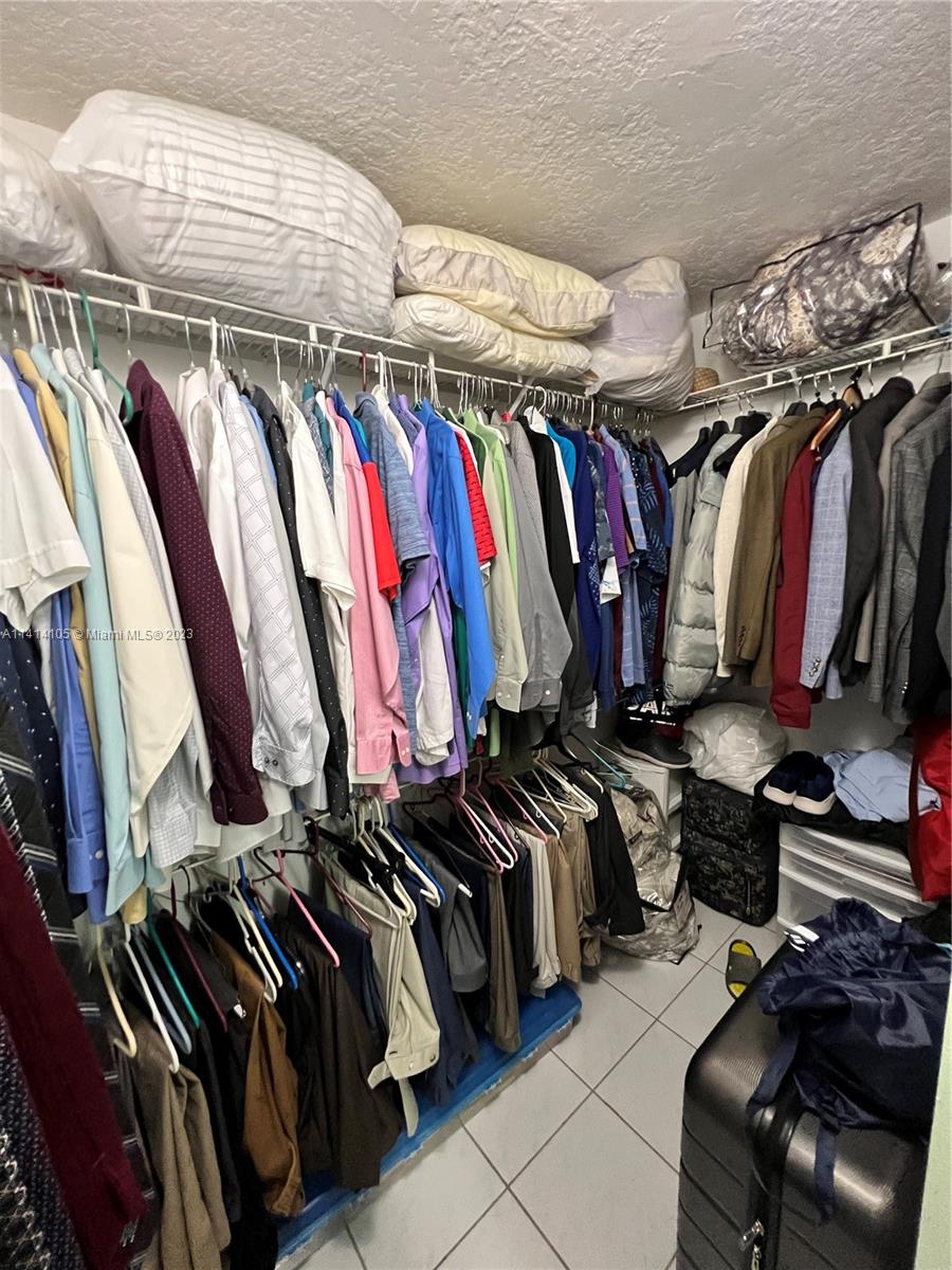 WEST POINCIANA VILLAS CON - Residential