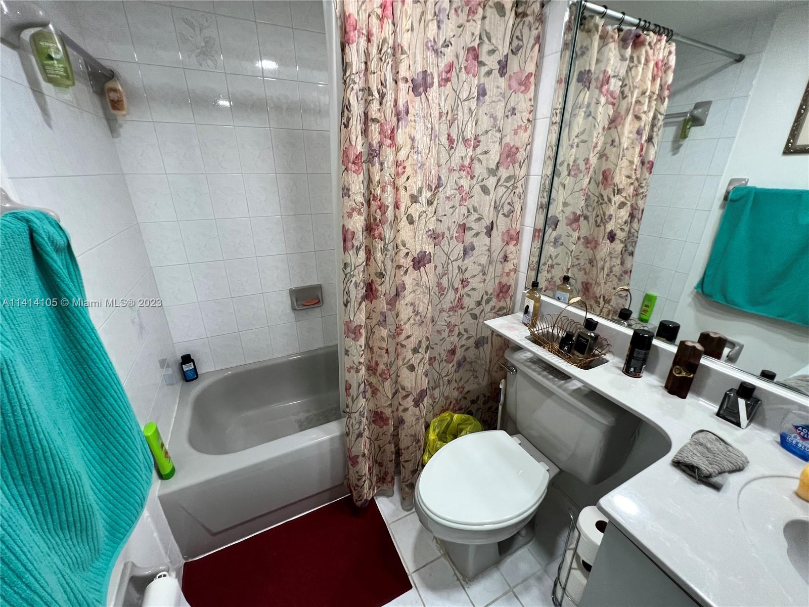 WEST POINCIANA VILLAS CON - Residential