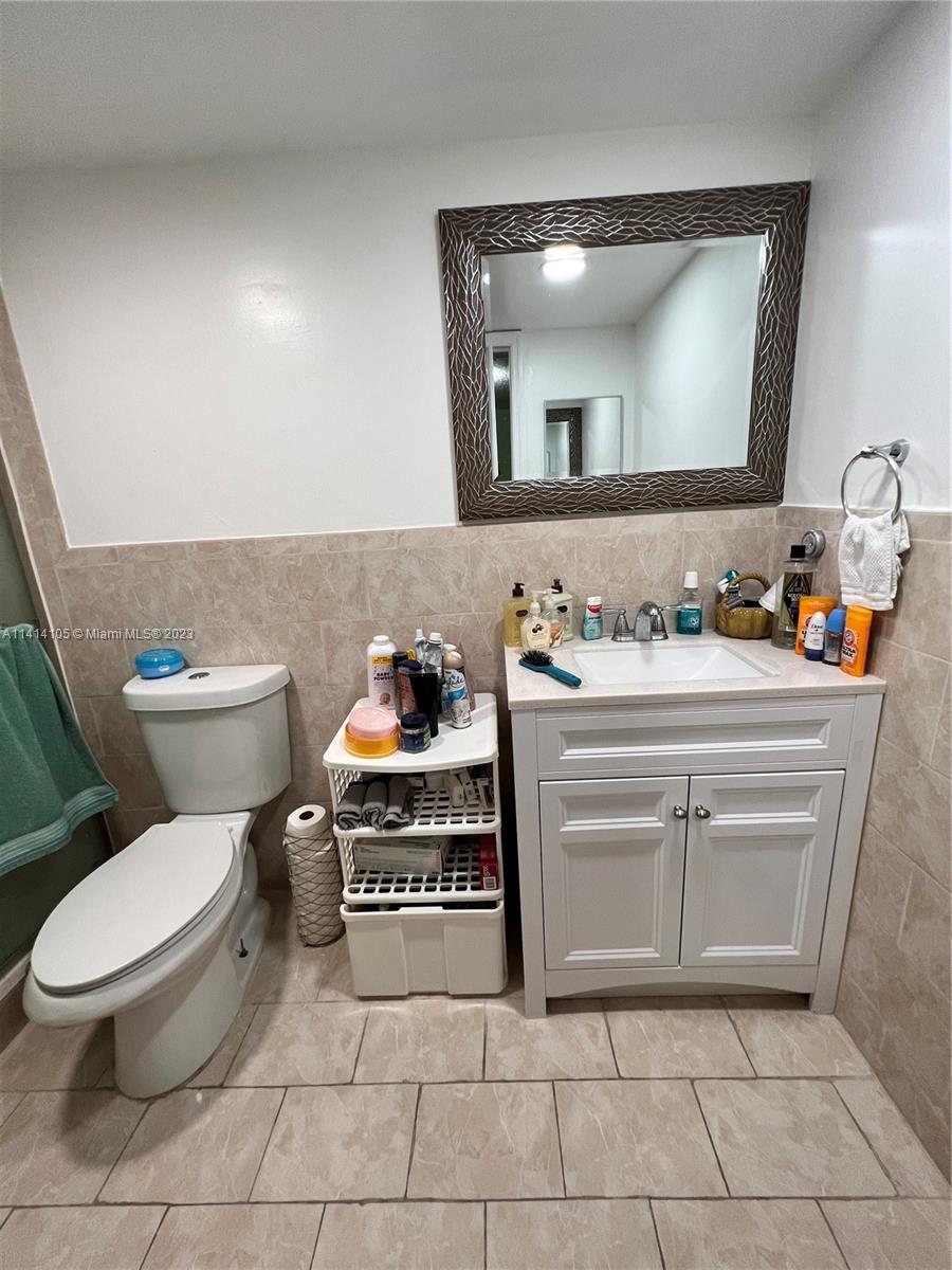 WEST POINCIANA VILLAS CON - Residential