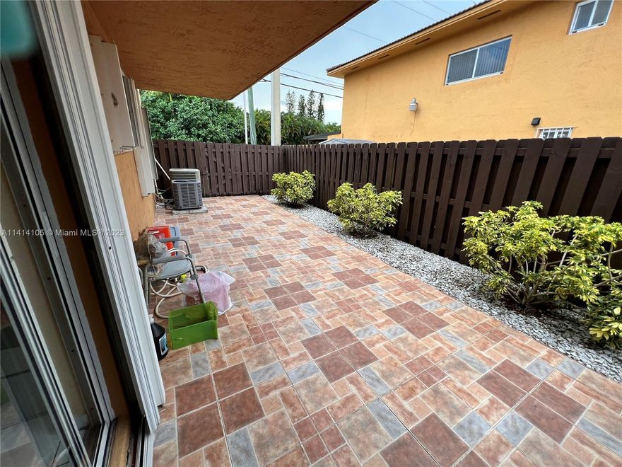 Beautiful Villa, 1ST FLOOR at The West Poinciana Condo, 2 Bedrooms 2 baths. Well Maintained!
***THE BUYER must live in the apartment for a 1 year before RENTING the Apartment.

***** REQUIRED 25% Downpayment*****

NEW AC- LESS THAN A YEAR STILL WITH WARRANTY. 
NEWP APPLIANCES- LESS THAN A YEAR 
NEW- WASHER AND DRYER.