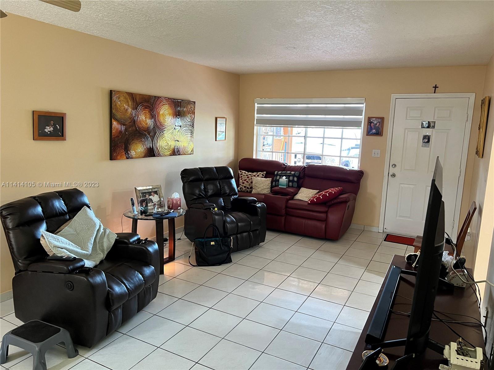 WEST POINCIANA VILLAS CON - Residential