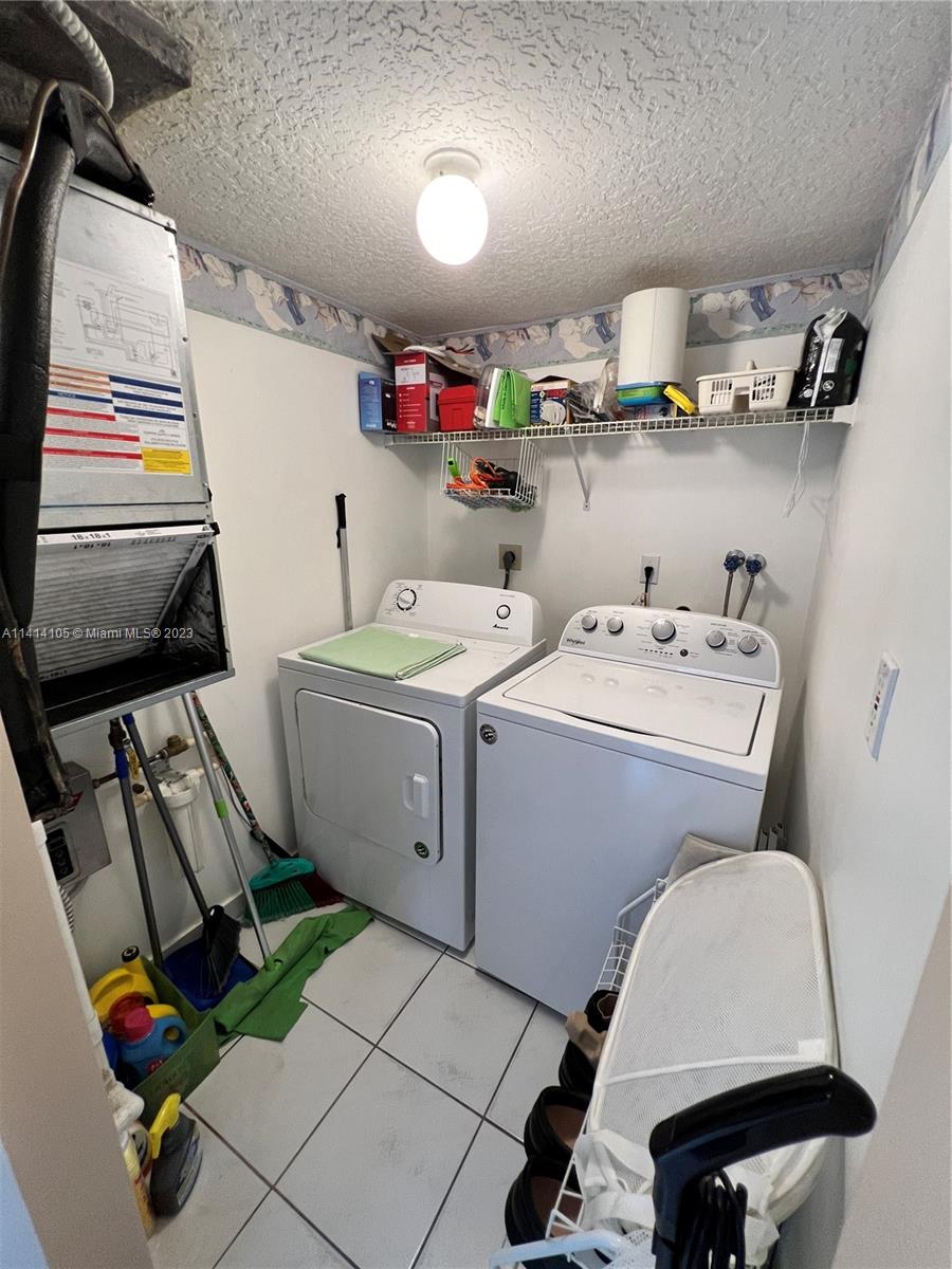 WEST POINCIANA VILLAS CON - Residential