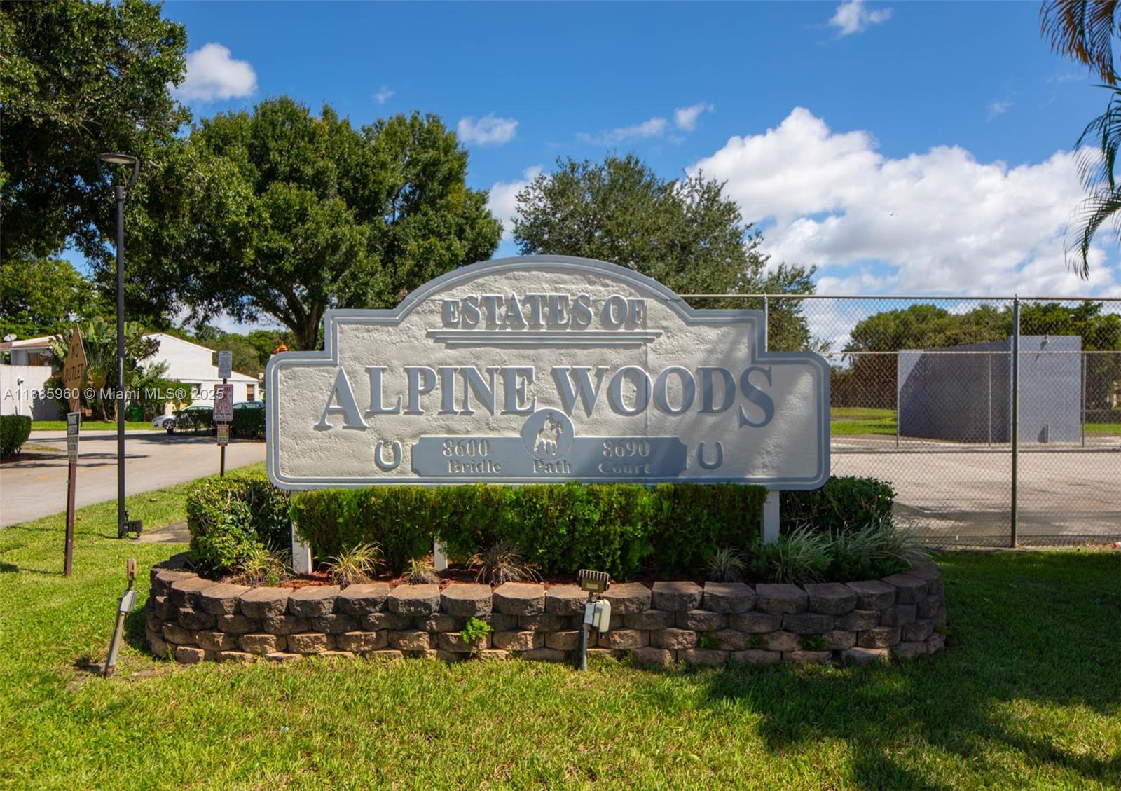 ALPINE WOODS ESTATES NO I - Residential
