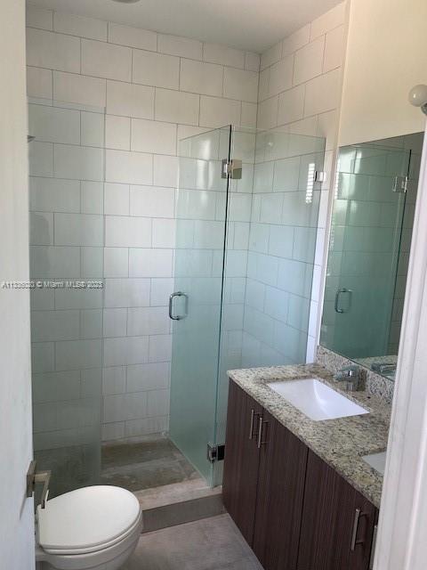 HOLLYWOOD - Residential Income