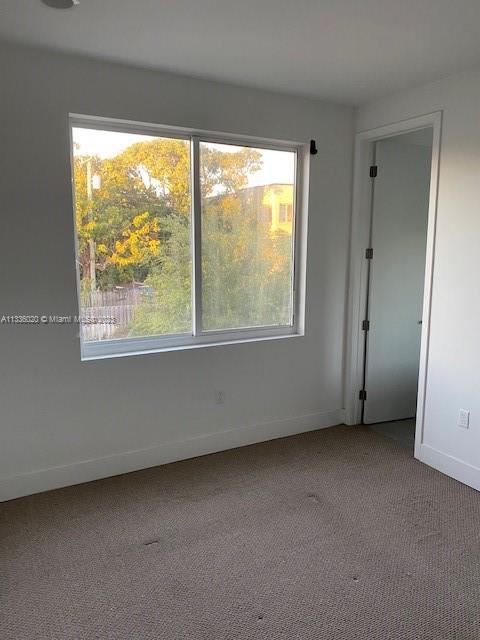 HOLLYWOOD - Residential Income