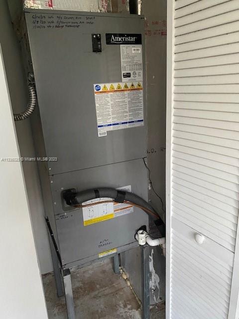 HOLLYWOOD - Residential Income